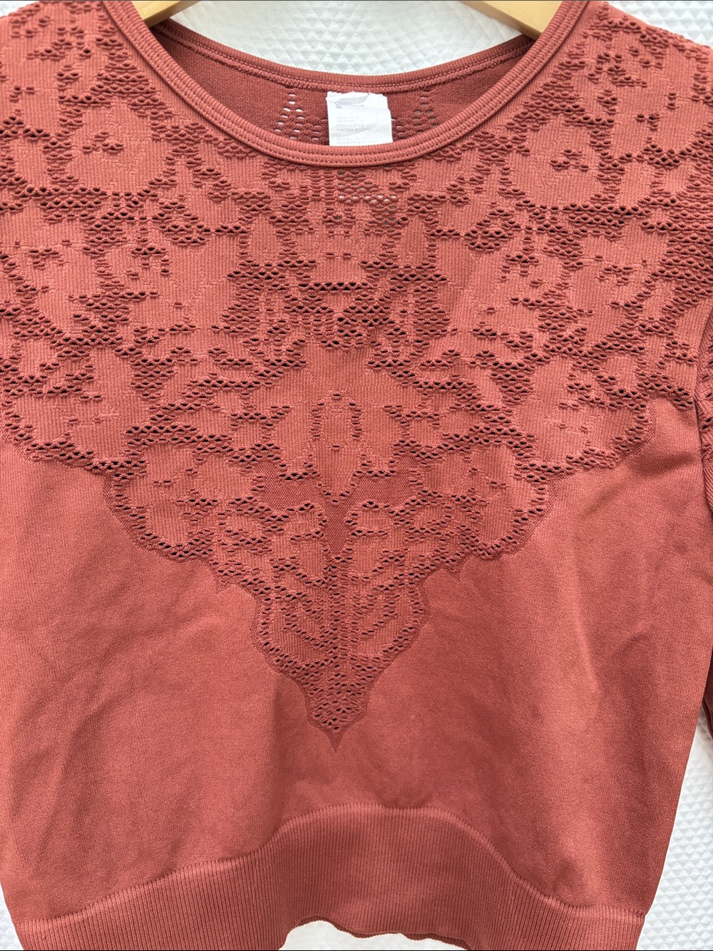 Fabletics Rust Textured Cropped Sweatshirt - Picture 2 of 7